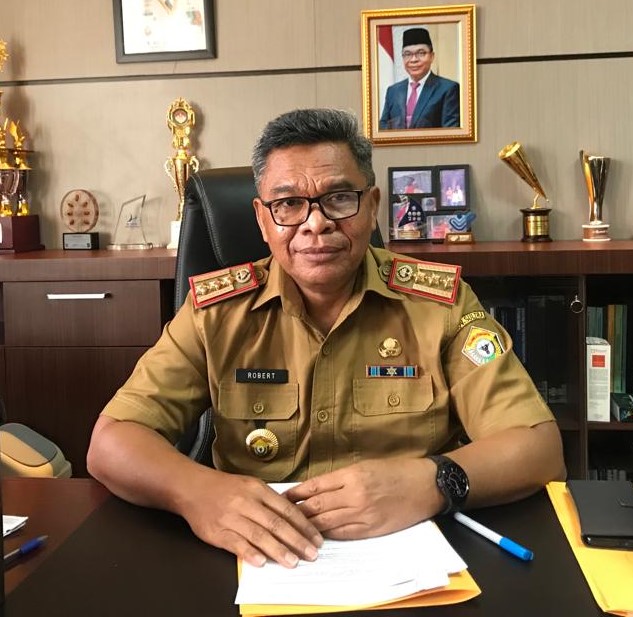 Kepala Bappeda Robert